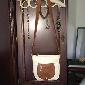 NWT Steve Madden Camel/Creme Purse